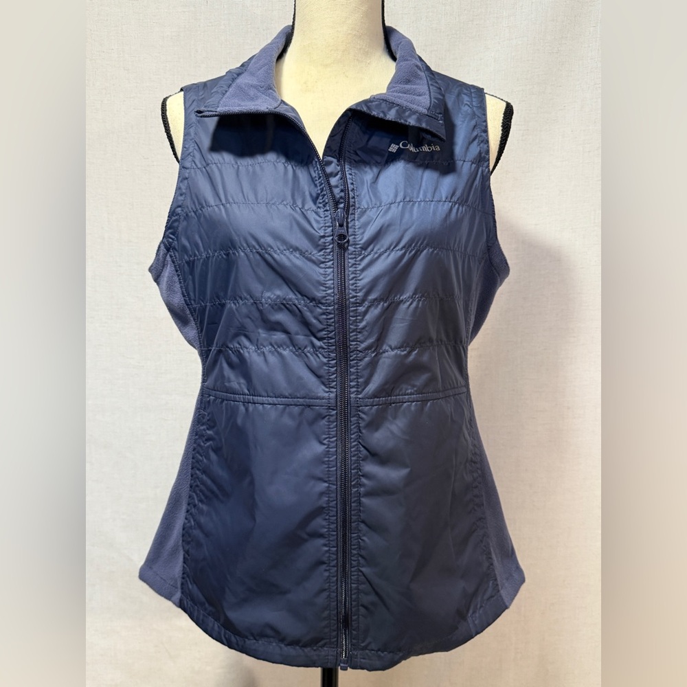Columbia Brand Activewear Vest, Size M, Navy Blue Color, NWT